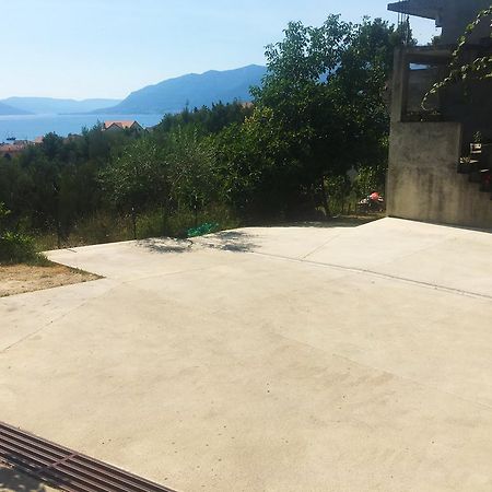 Milmaris Apartments ティヴァト エクステリア 写真